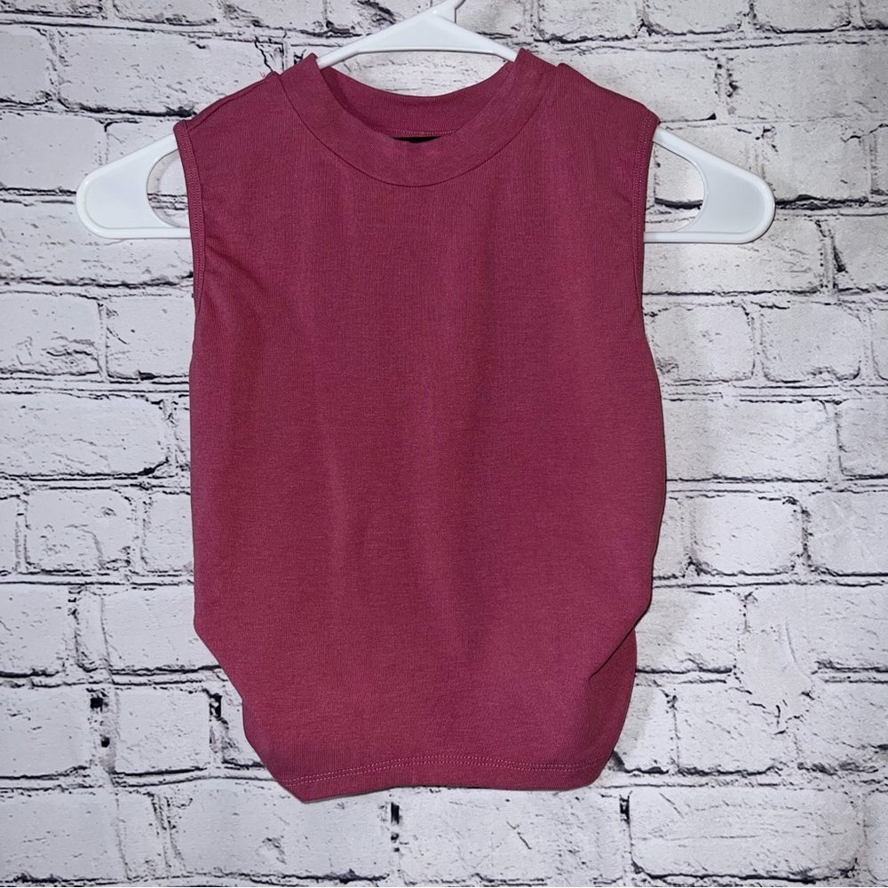 Cider High Neck‎ Cropped Tank Top Size Small